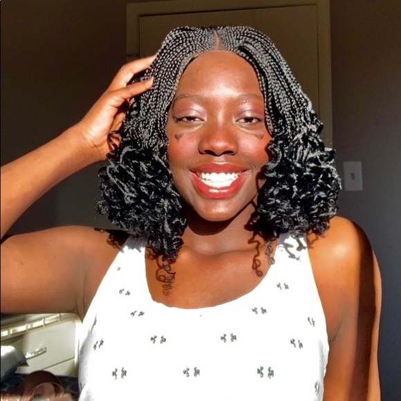 Braided wig - Picture 7 of 11